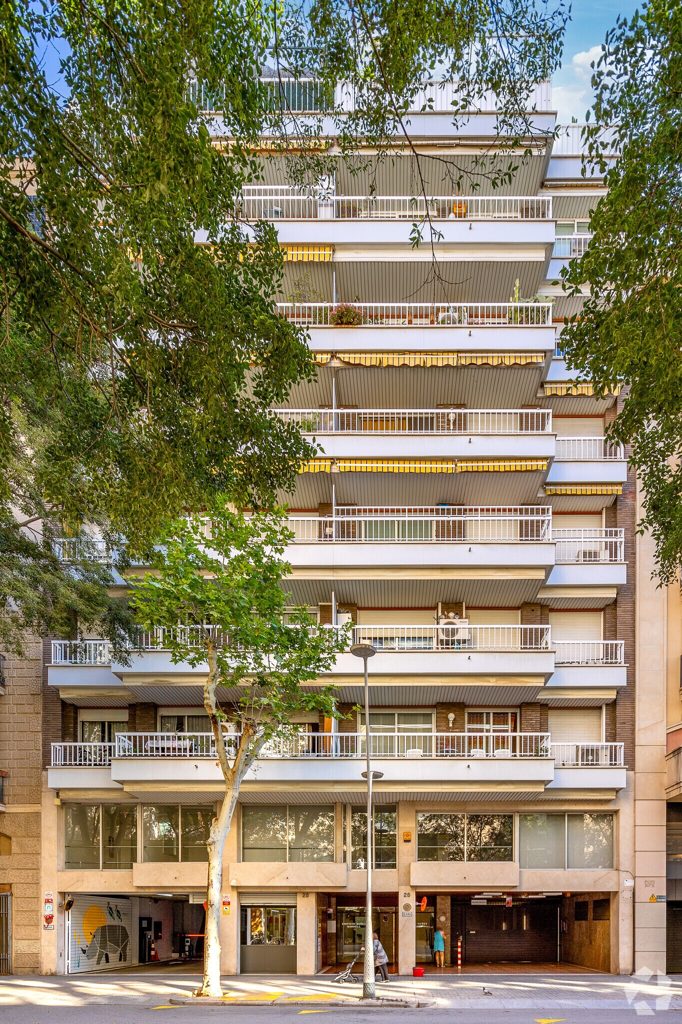 Bureau dans Barcelone, Barcelona à louer Photo principale– Image 1 sur 2