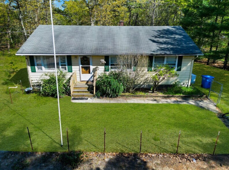 635 Bennetts Mills Rd, Jackson, NJ à vendre - Photo de l’immeuble – Image 3 sur 17