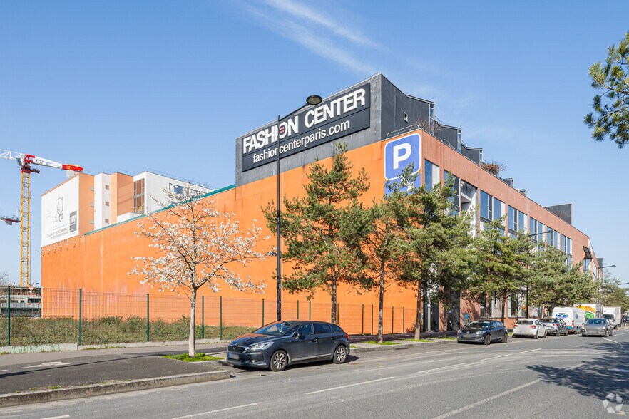 70-88 Avenue Victor Hugo, Aubervilliers à louer - Photo de l’immeuble – Image 2 sur 5