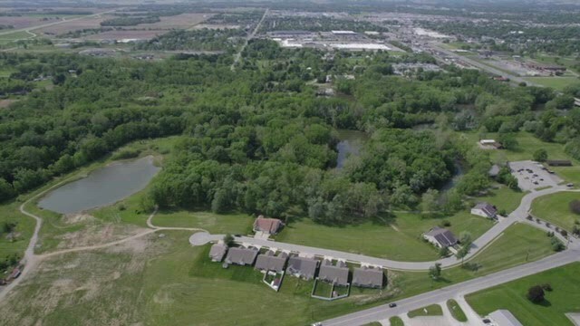 100 S Reed Rd, Kokomo, IN à vendre - Vidéo sur l’annonce professionnelle – Image 3 sur 3