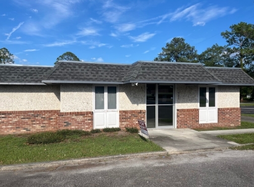 303 Pineview Dr, Waycross, GA à louer Photo de l’immeuble– Image 1 sur 16
