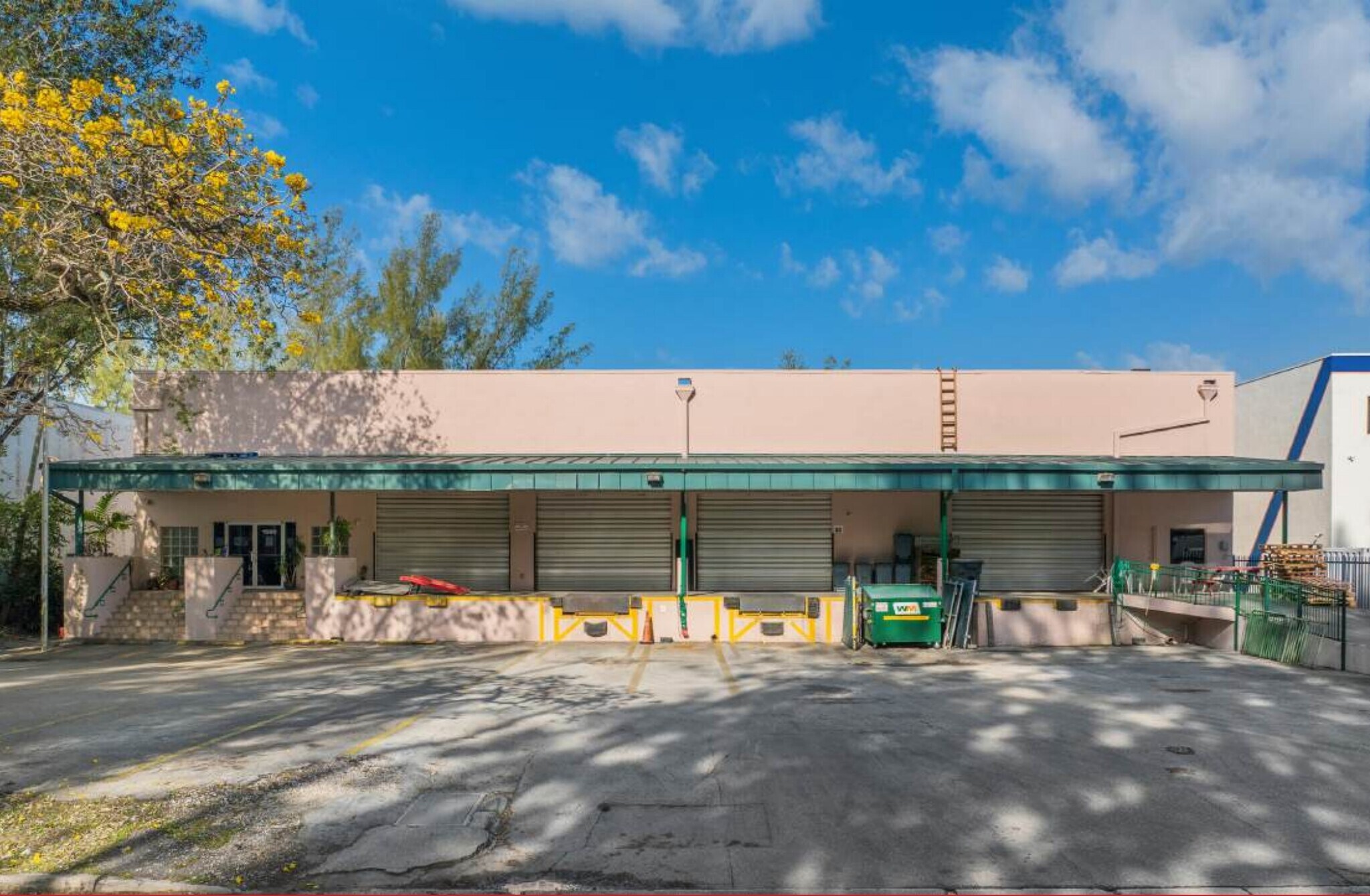 1500 NW 96th Ave, Doral, FL à vendre Photo principale– Image 1 sur 9
