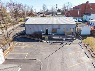 Plus de détails pour 210 N West St, Hillsboro, OH - Bureau à vendre