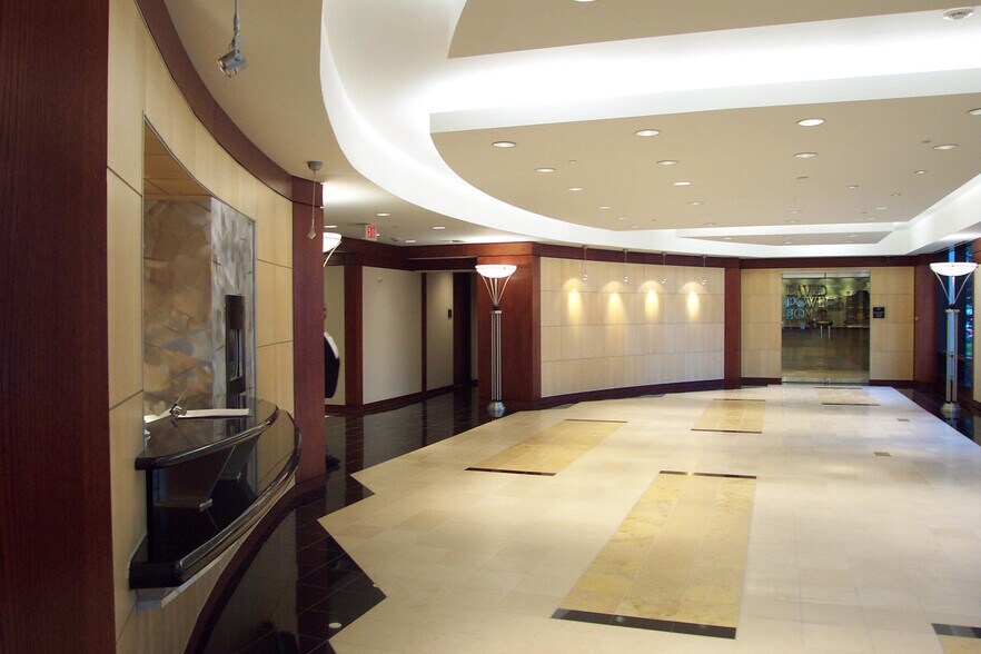 10205 Westheimer Rd, Houston, TX à louer - Photo intérieure – Image 2 sur 11