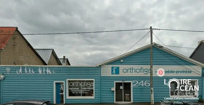 Plus de détails pour Local commercial à louer