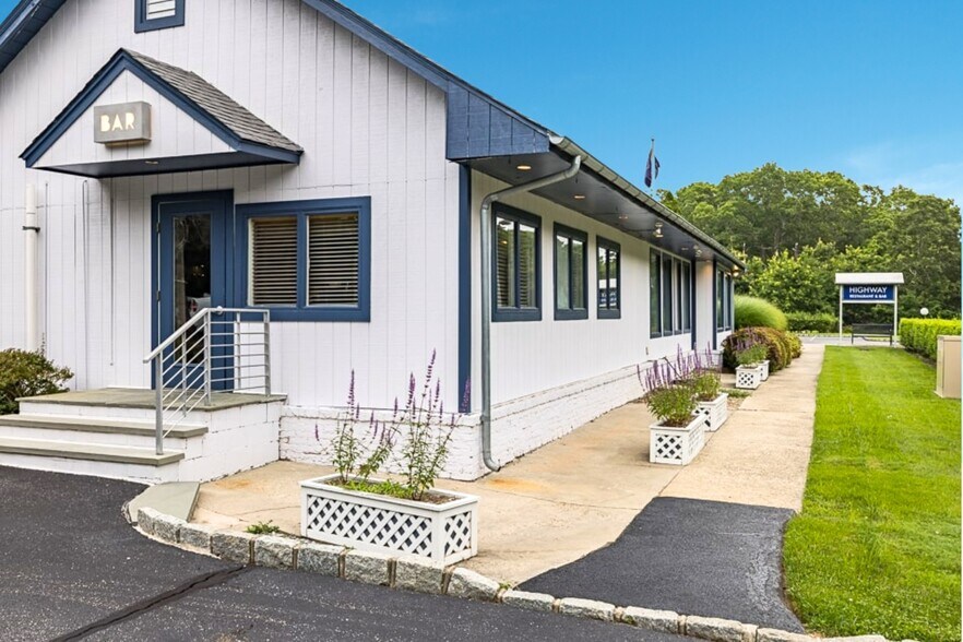 290 Montauk Hwy, East Hampton, NY à vendre - Photo de l’immeuble – Image 3 sur 28