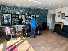 2 Adswood Rd, Stockport à louer Photo intérieure– Image 2 sur 2