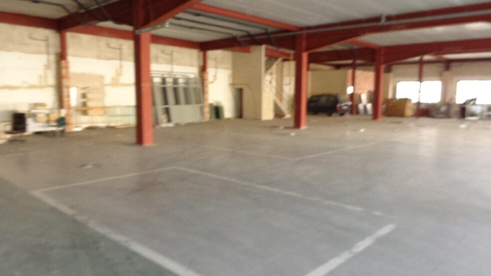 Industriel/Logistique dans Petrer à vendre - Photo intérieure – Image 2 sur 13