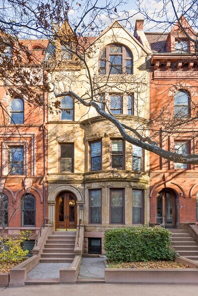 909 Union St, Brooklyn, NY à vendre - Photo de l’immeuble – Image 2 sur 31