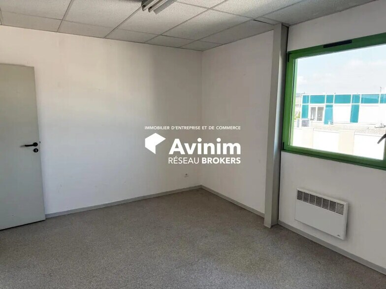 Local d’activités dans Irigny à louer - Photo intérieure – Image 3 sur 4