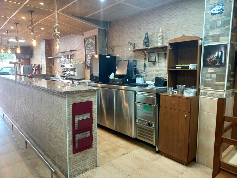 Immeuble residentiel dans Vilanova i la Geltrú, Barcelona à vendre - Photo de l’immeuble – Image 2 sur 5