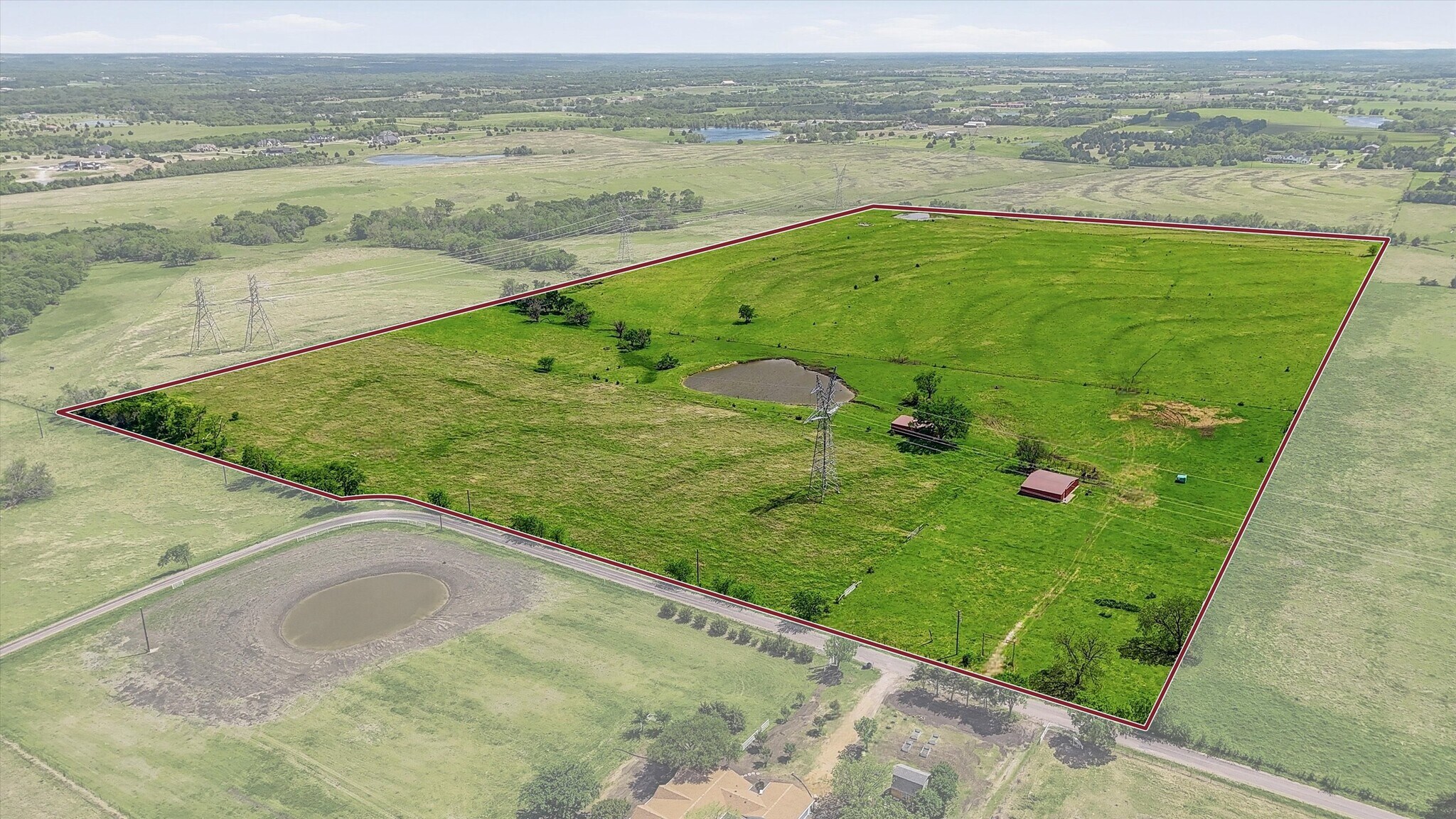 562 Lazy S Ranch Road, Gunter, TX à vendre Photo de l’immeuble– Image 1 sur 46
