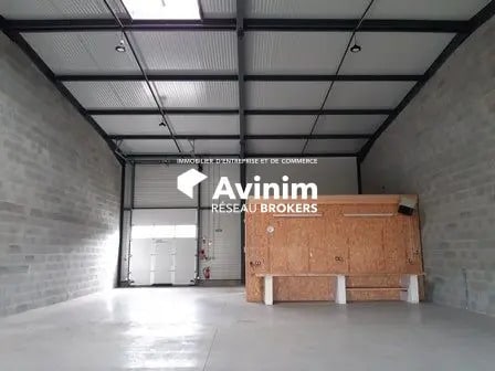 Local d’activités dans Rumilly à louer - Photo intérieure – Image 2 sur 3