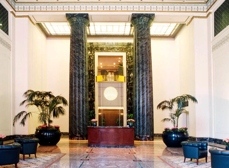 700 14th St NW, Washington, DC à louer - Hall d’entrée – Image 2 sur 11