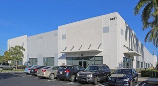 Plus de détails pour 1661 Worthington Rd, West Palm Beach, FL - Bureau/Local commercial à louer