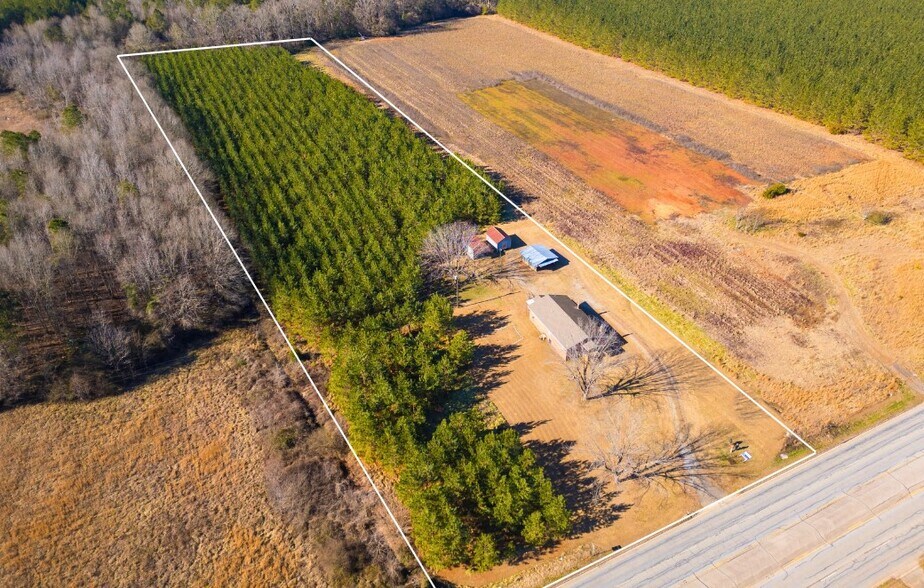 14936 C R Koon Highway, Newberry, SC à vendre - Photo principale – Image 1 sur 30