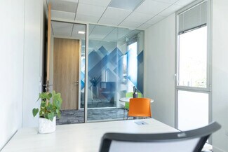 Plus de détails pour 11 Rue De La Voie Lactée, Saint-Didier-au-Mont-d'Or - Coworking à louer