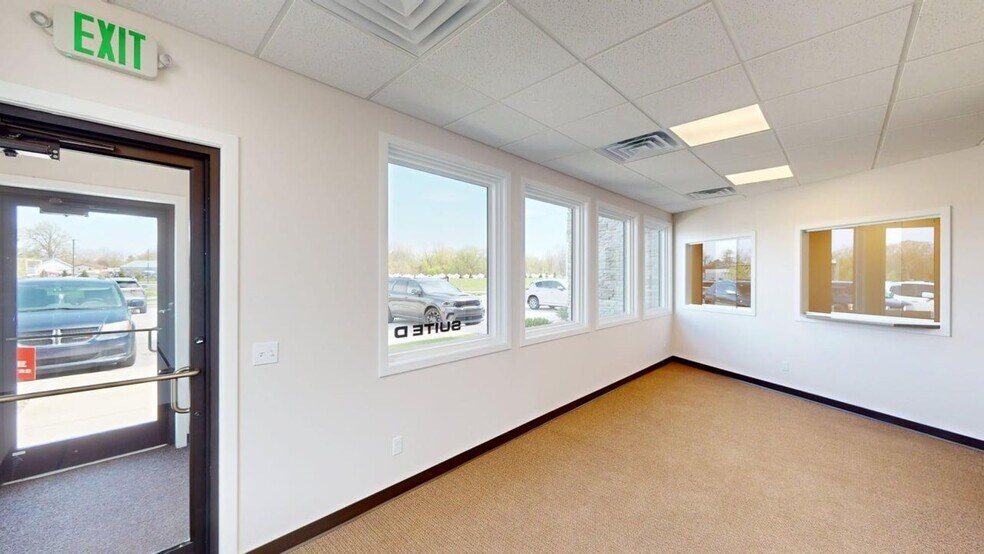 125 E Shore Pky, La Porte, IN à louer - Photo de l’immeuble – Image 2 sur 24