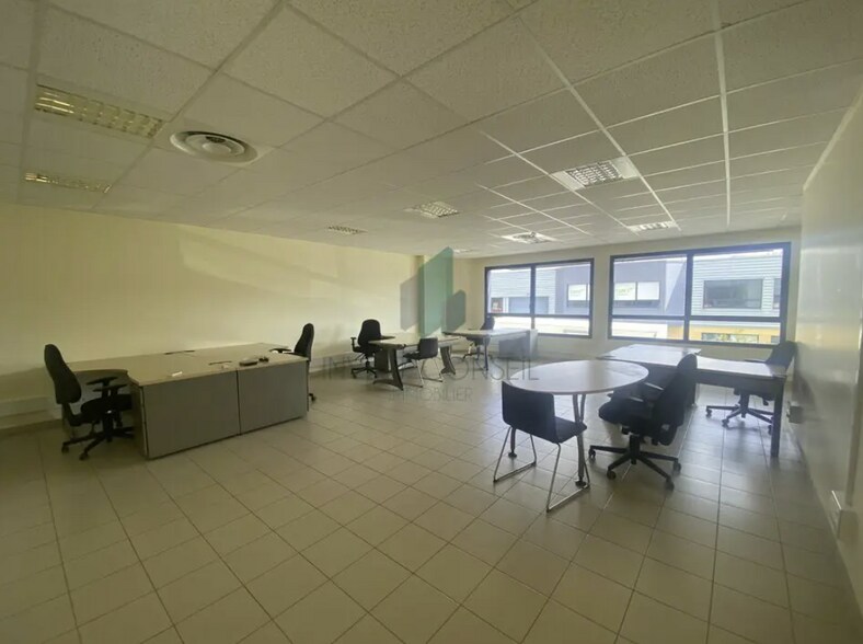 View Photo