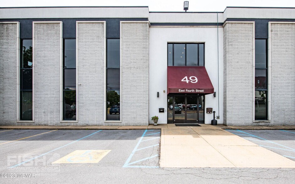 49 E 4th St, Williamsport, PA à louer - Photo de l’immeuble – Image 2 sur 8