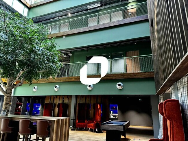 Plus de détails pour 22 Chemin Du Vieux Chêne, Meylan - Coworking à louer