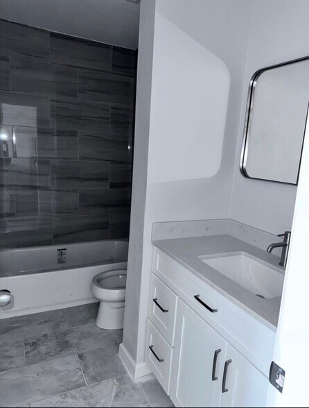 1824 Thonig Rd, Houston, TX à vendre - Photo de l’immeuble – Image 2 sur 42