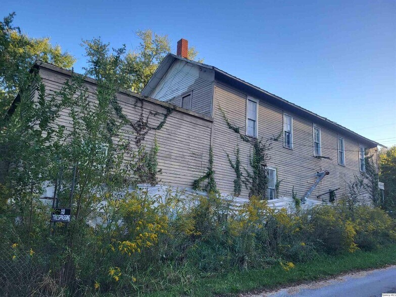 110 N Main St, Chambersburg, IL à vendre - Photo de l’immeuble – Image 2 sur 7