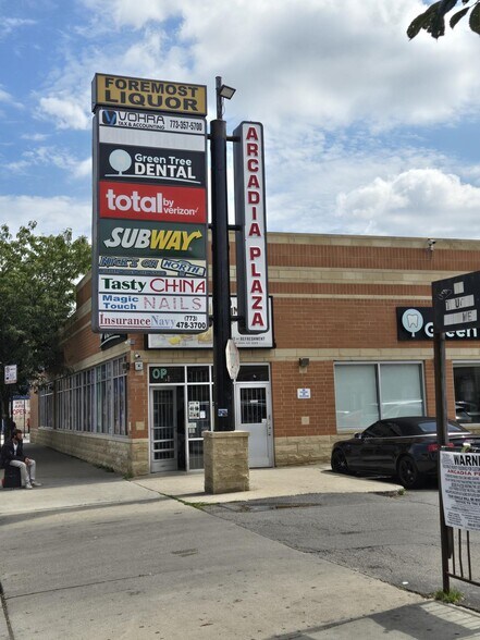 3301-3327 W North Ave, Chicago, IL à louer - Photo de l’immeuble – Image 3 sur 8