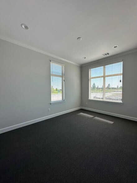 1630 W Prosper Trl, Prosper, TX à louer - Photo intérieure – Image 3 sur 47