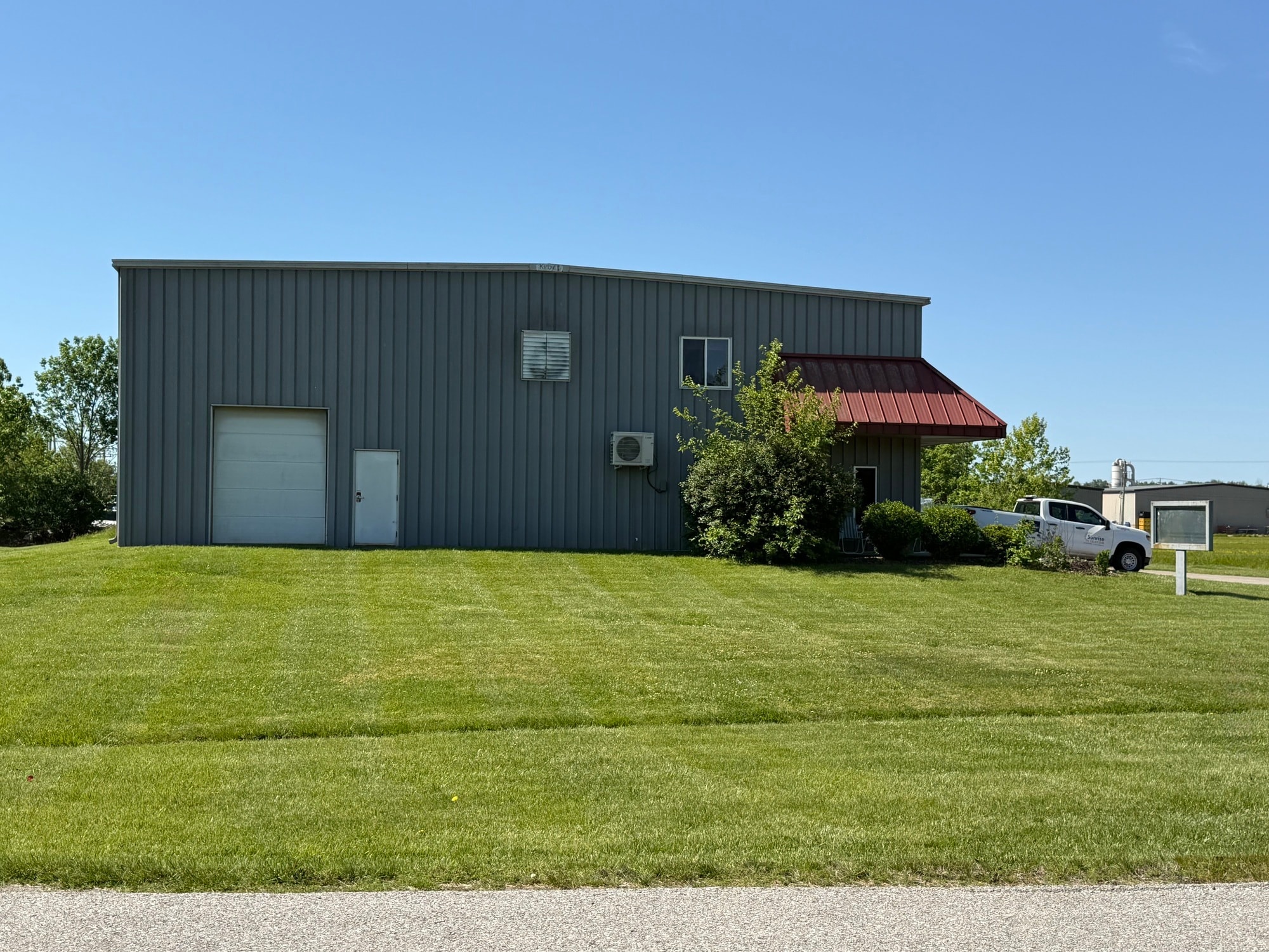 2214 St Joseph Industrial Park Dr, Evansville, IN à louer Photo de l’immeuble– Image 1 sur 20