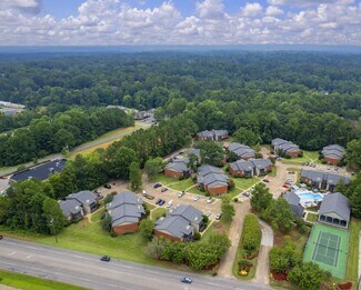 Plus de détails pour 3315 N Hills St, Meridian, MS - Logement à vendre