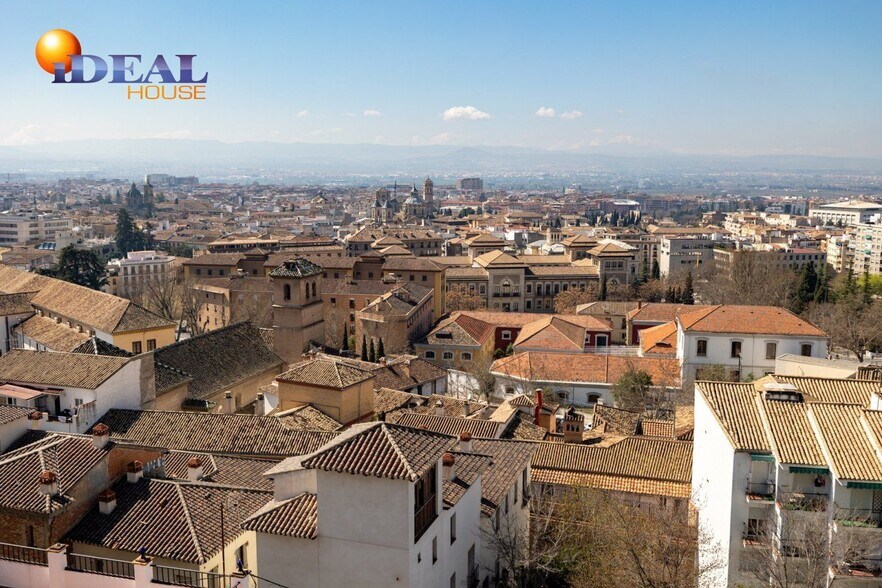 Terrain dans Granada, Granada à vendre - Photo de l’immeuble – Image 1 sur 36