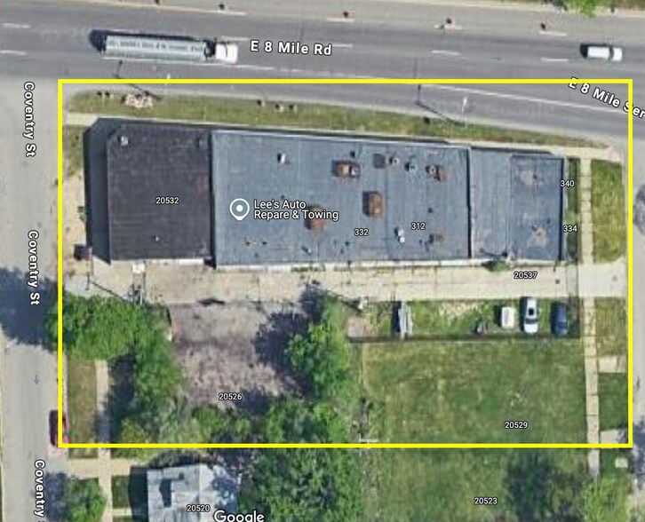300 E 8 Mile Rd, Detroit, MI à vendre - Photo de l’immeuble – Image 2 sur 11