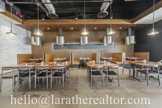 6436-6460 Irvine Blvd, Irvine, CA à louer Photo intérieure– Image 2 sur 12