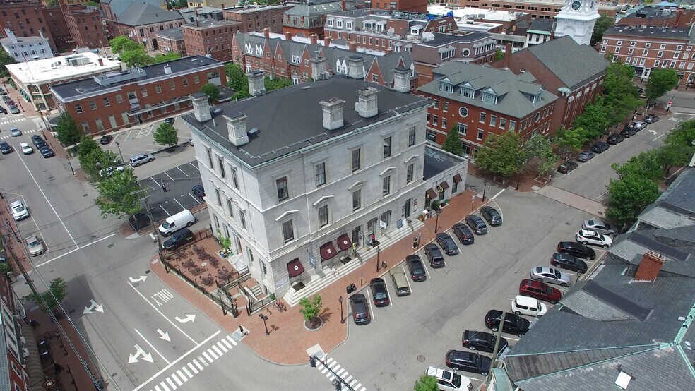 40 Pleasant St, Portsmouth, NH à louer - Photo principale – Image 1 sur 8