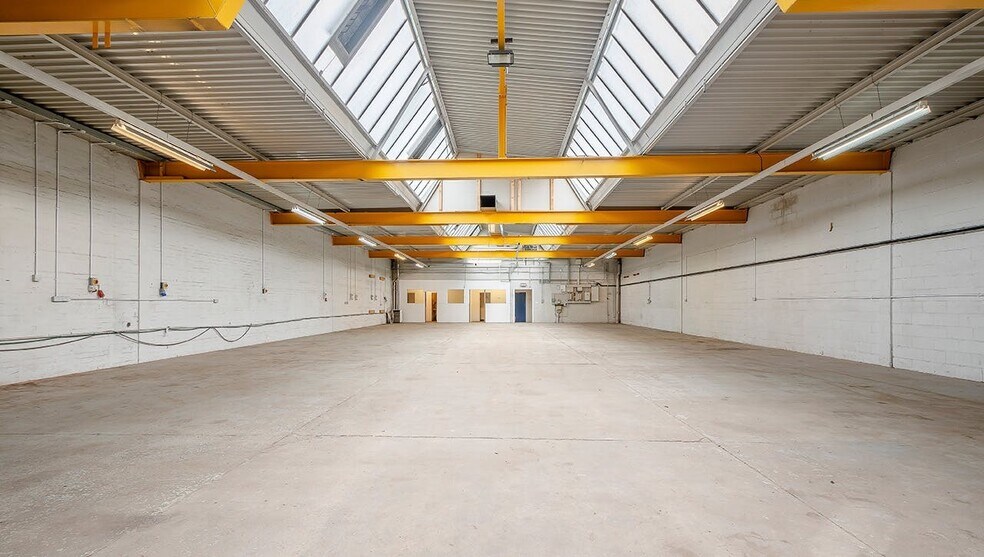 24-36 Hawbank Rd, East Kilbride à louer - Photo de l’immeuble – Image 2 sur 4