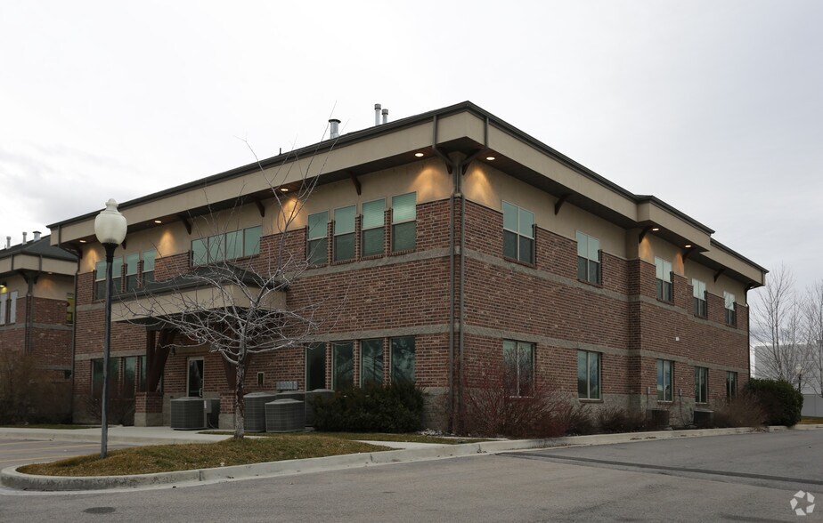 1238 W 750 N, Springville, UT à louer - Photo de l’immeuble – Image 2 sur 11