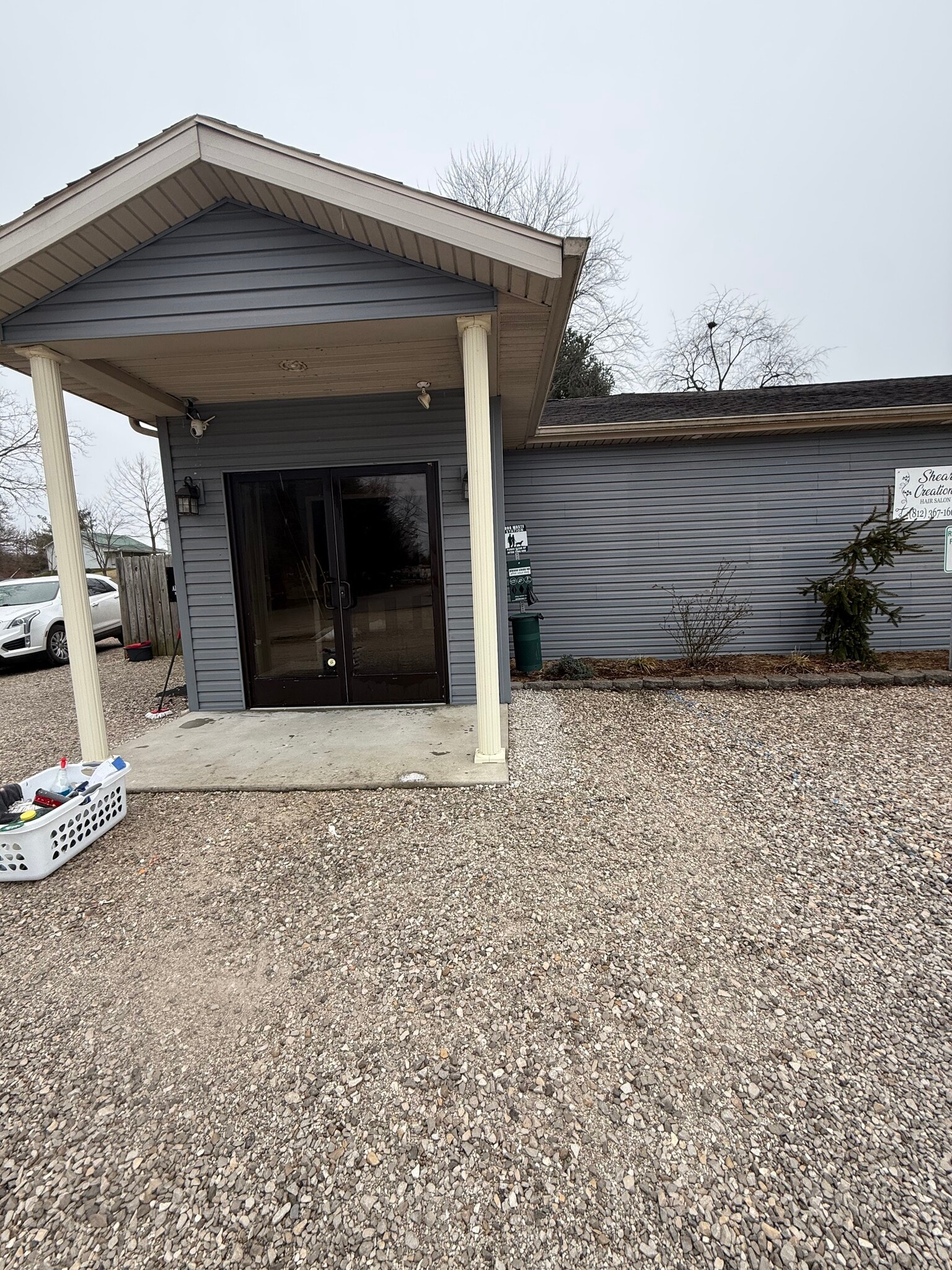 2105 Pine Dr, Ferdinand, IN à louer Photo de l’immeuble– Image 1 sur 6