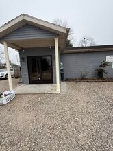 2105 Pine Dr, Ferdinand, IN à louer Photo de l’immeuble– Image 1 sur 6