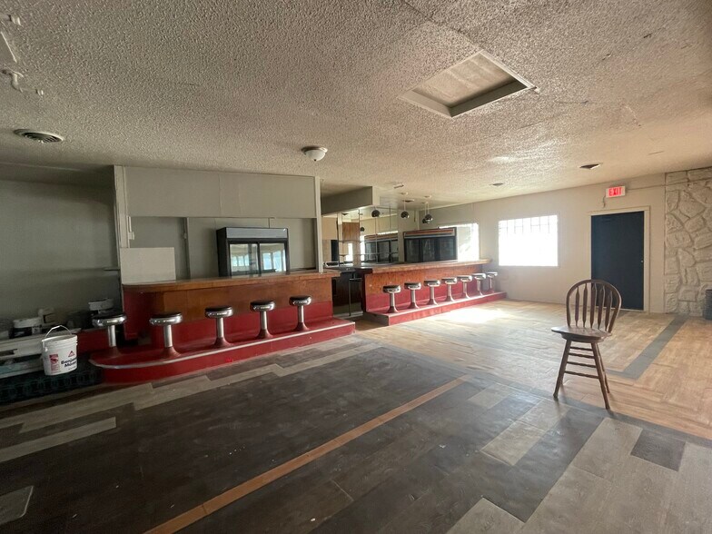 310 Main st, Granger, WA à louer - Photo intérieure – Image 3 sur 9