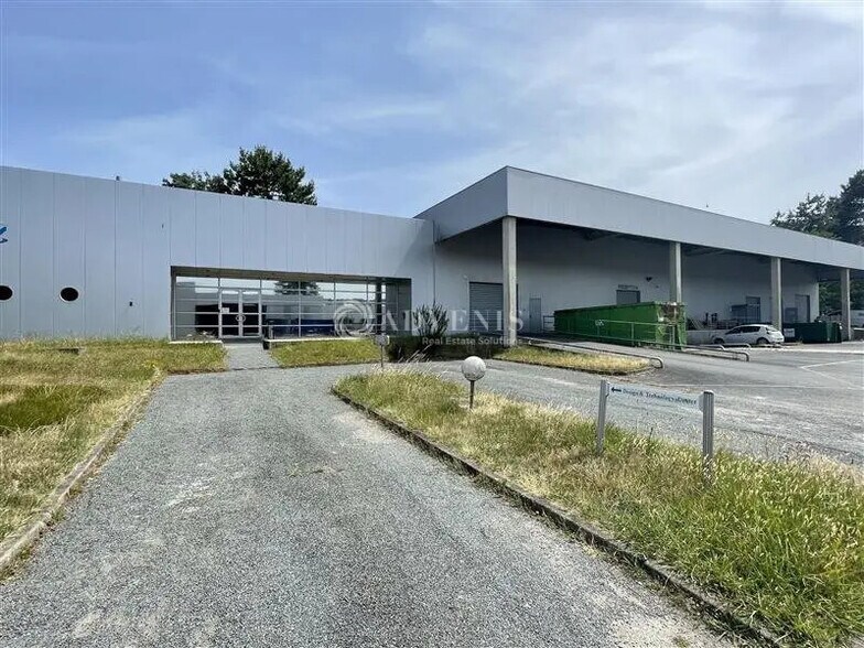 Local d’activités dans Cestas à louer - Photo de l’immeuble – Image 1 sur 5