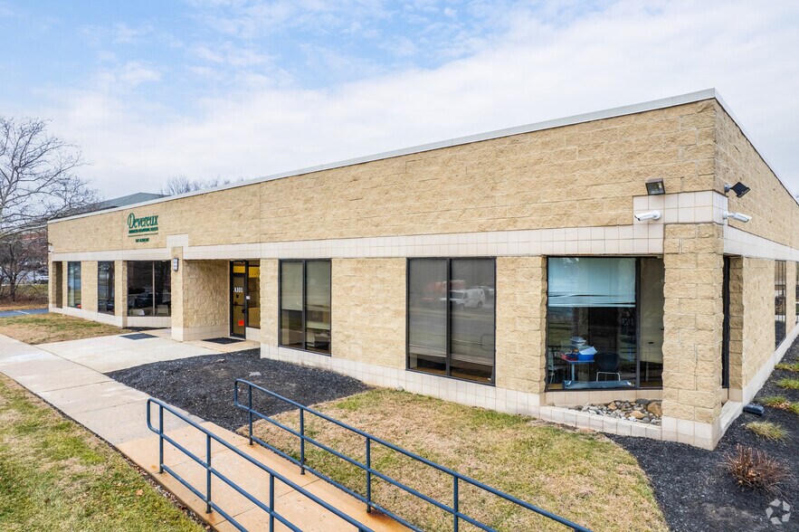 2650 Eisenhower Ave, Audubon, PA à louer - Photo principale – Image 1 sur 5