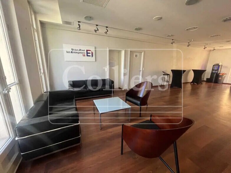 Bureau dans Marseille à louer - Photo de l’immeuble – Image 3 sur 11