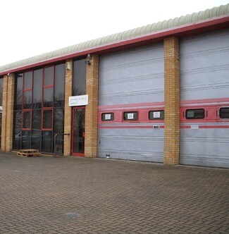 Plus de détails pour Studland Rd, Northampton - Industriel/Logistique à louer