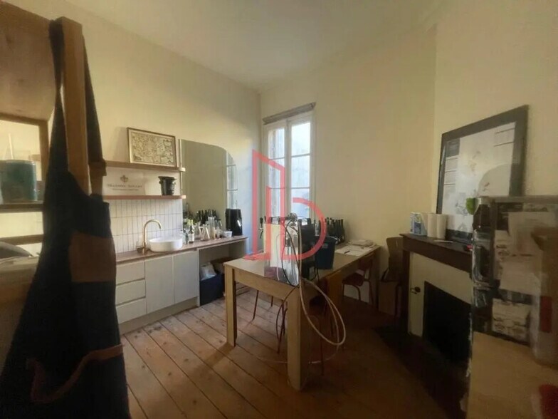 Bureau dans Bordeaux à louer - Photo intérieure – Image 2 sur 3