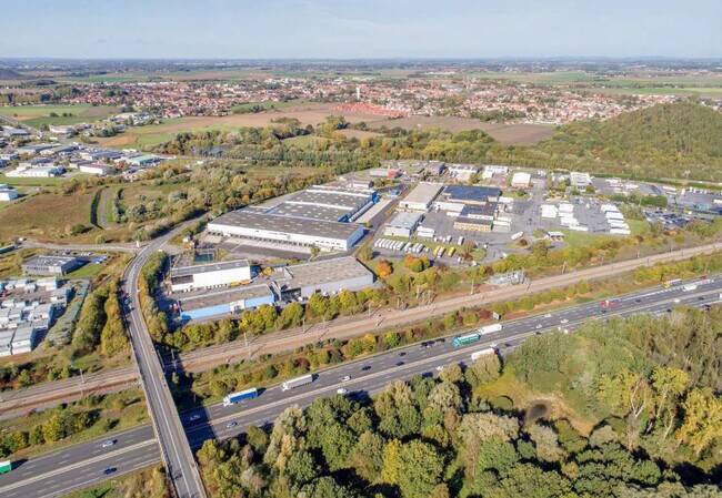 Plus de détails pour Industriel/Logistique à louer