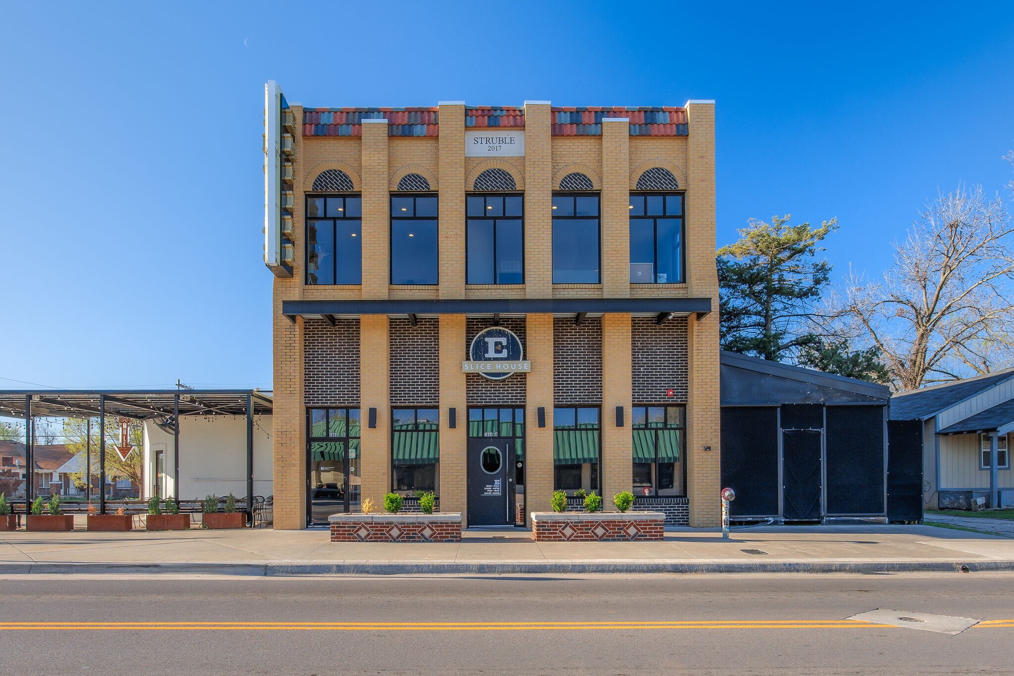 1804 NW 16th St, Oklahoma City, OK à louer Photo principale– Image 1 sur 18