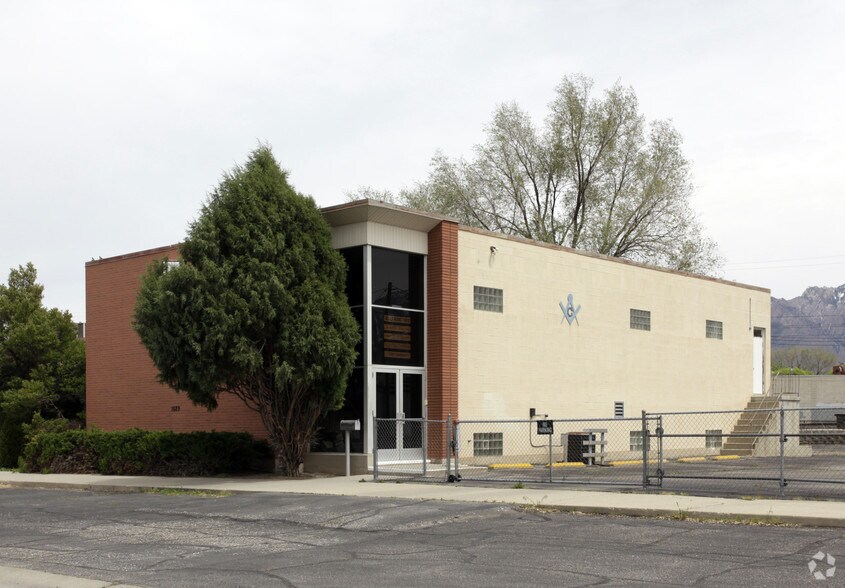 7689 S Center Sq, Midvale, UT à vendre - Photo principale – Image 1 sur 10