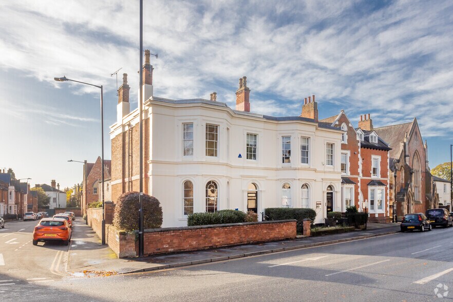 44 Holly Walk, Leamington Spa à louer - Photo de l’immeuble – Image 1 sur 9