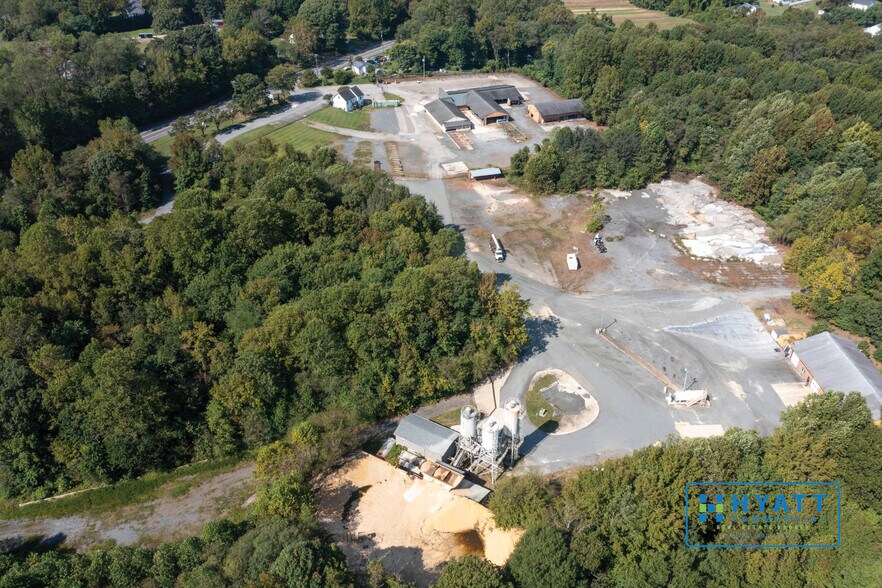 1150 Chesapeake Beach Rd, Owings, MD à vendre - Photo principale – Image 1 sur 9